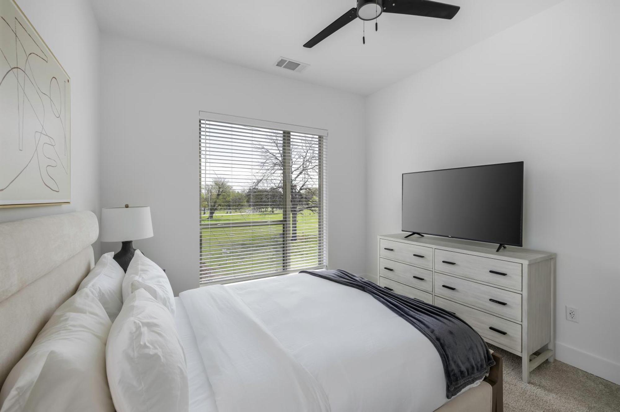 Railyard Apartments By Barsala Denton Room photo