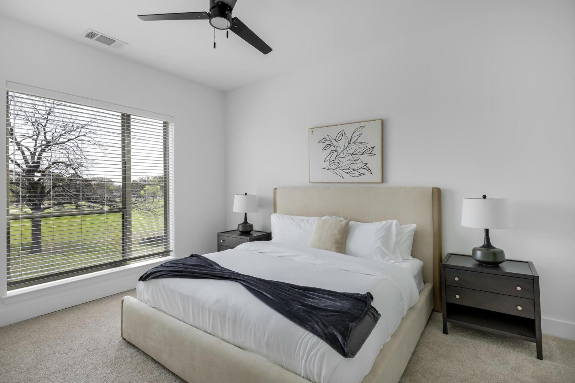 Railyard Apartments By Barsala Denton Room photo