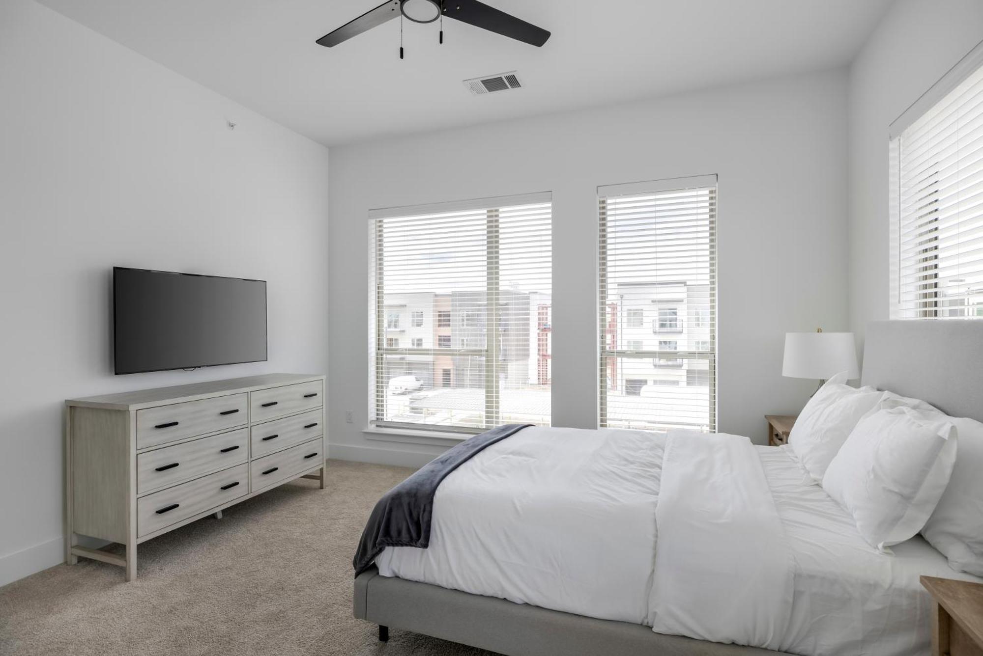 Railyard Apartments By Barsala Denton Room photo